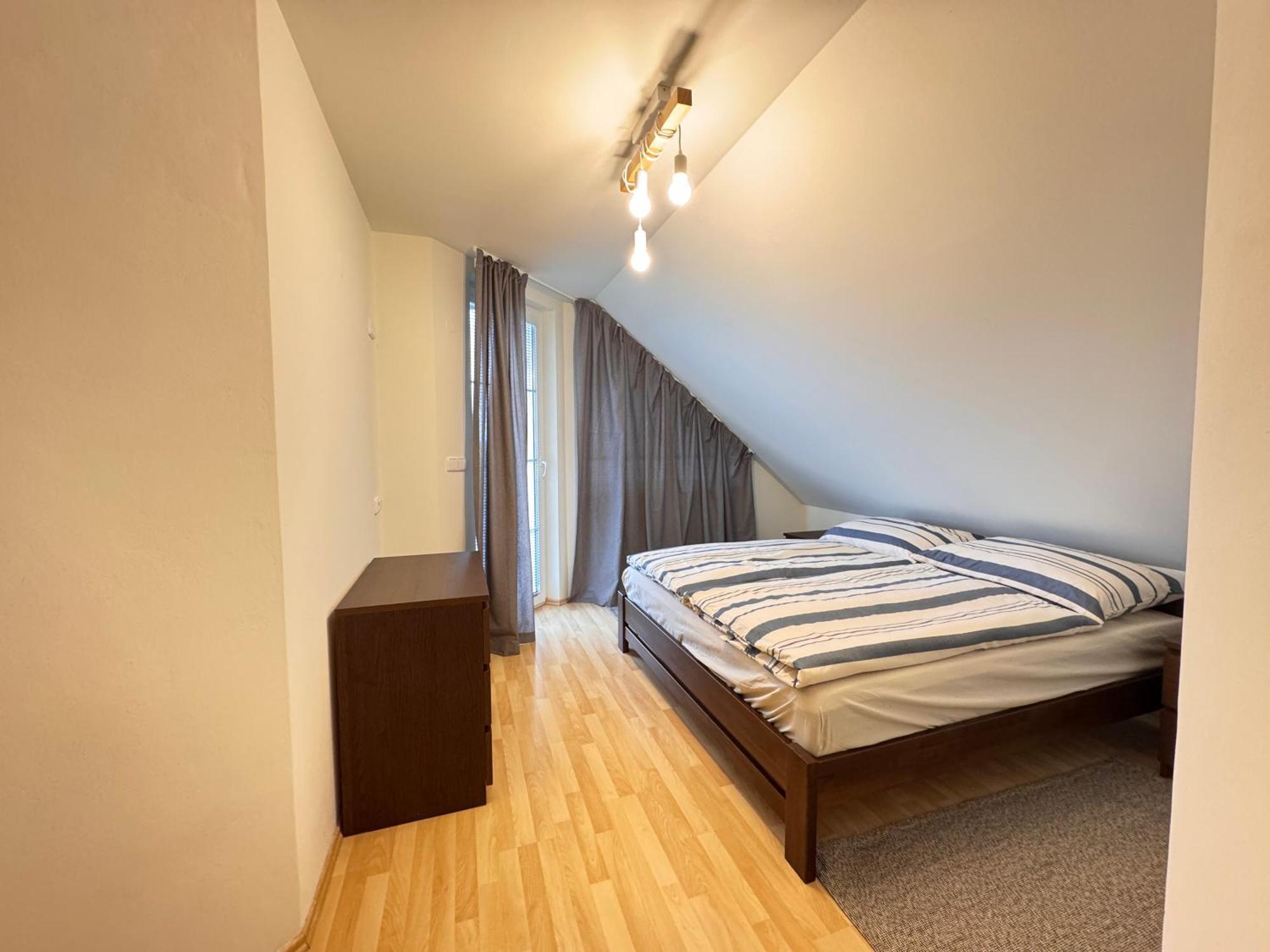 Diamondvilla, 4 Bedroom Apartment, Garden & Spa Praga Esterno foto