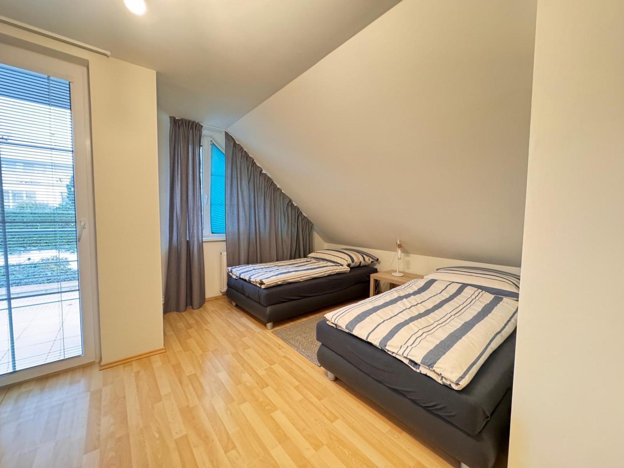 Diamondvilla, 4 Bedroom Apartment, Garden & Spa Praga Esterno foto