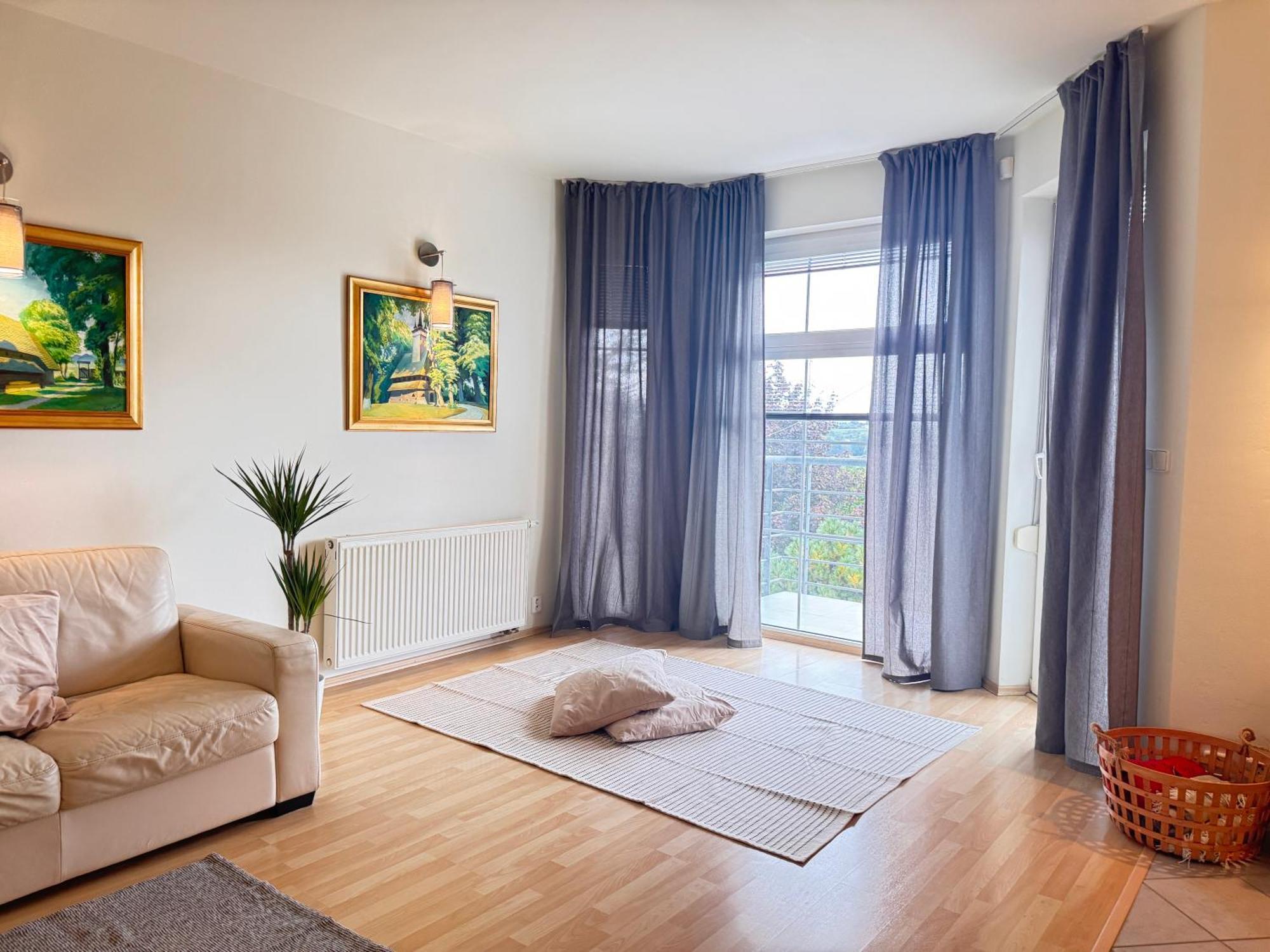 Diamondvilla, 4 Bedroom Apartment, Garden & Spa Praga Esterno foto