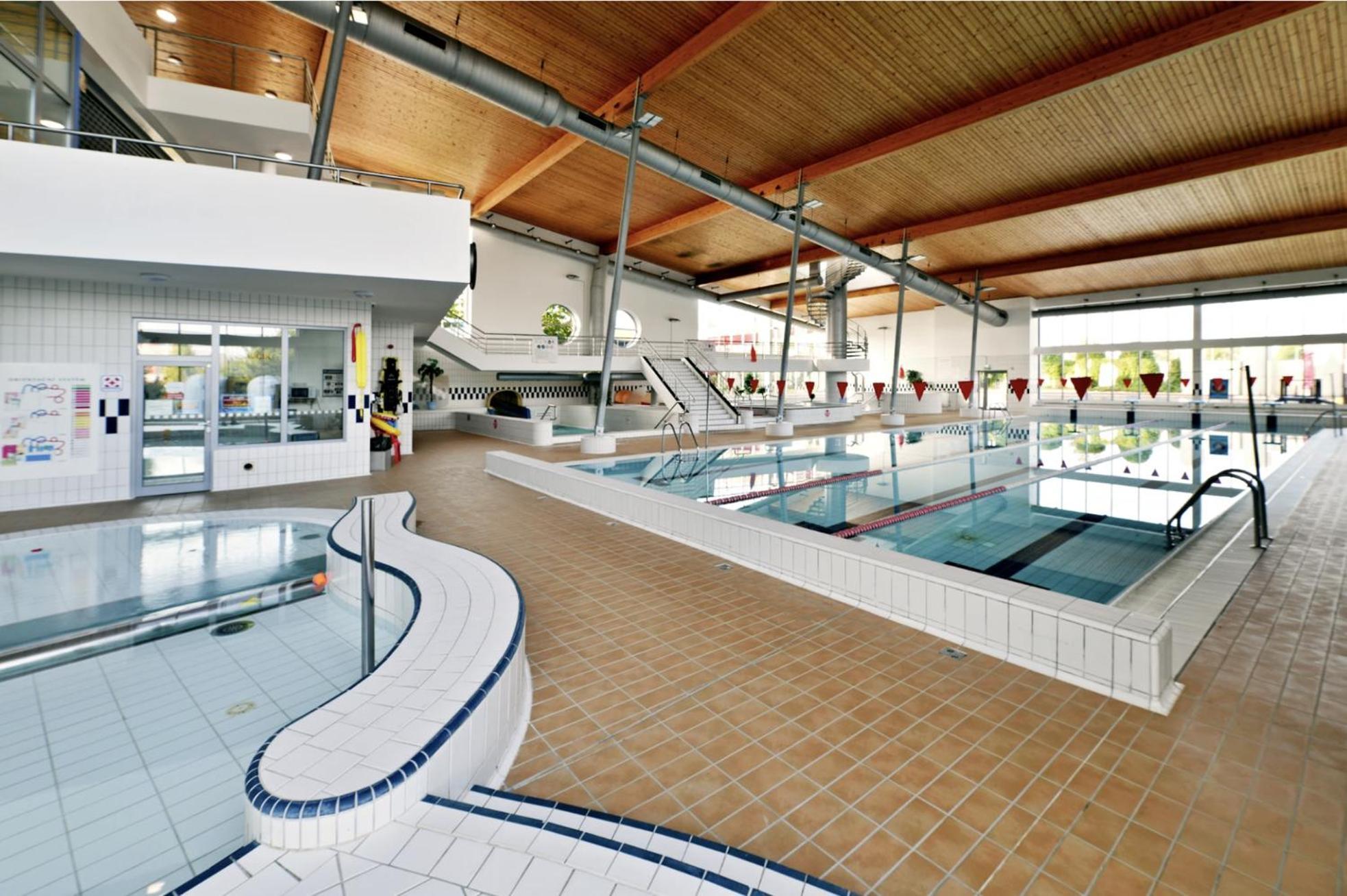 Diamondvilla, 4 Bedroom Apartment, Garden & Spa Praga Esterno foto