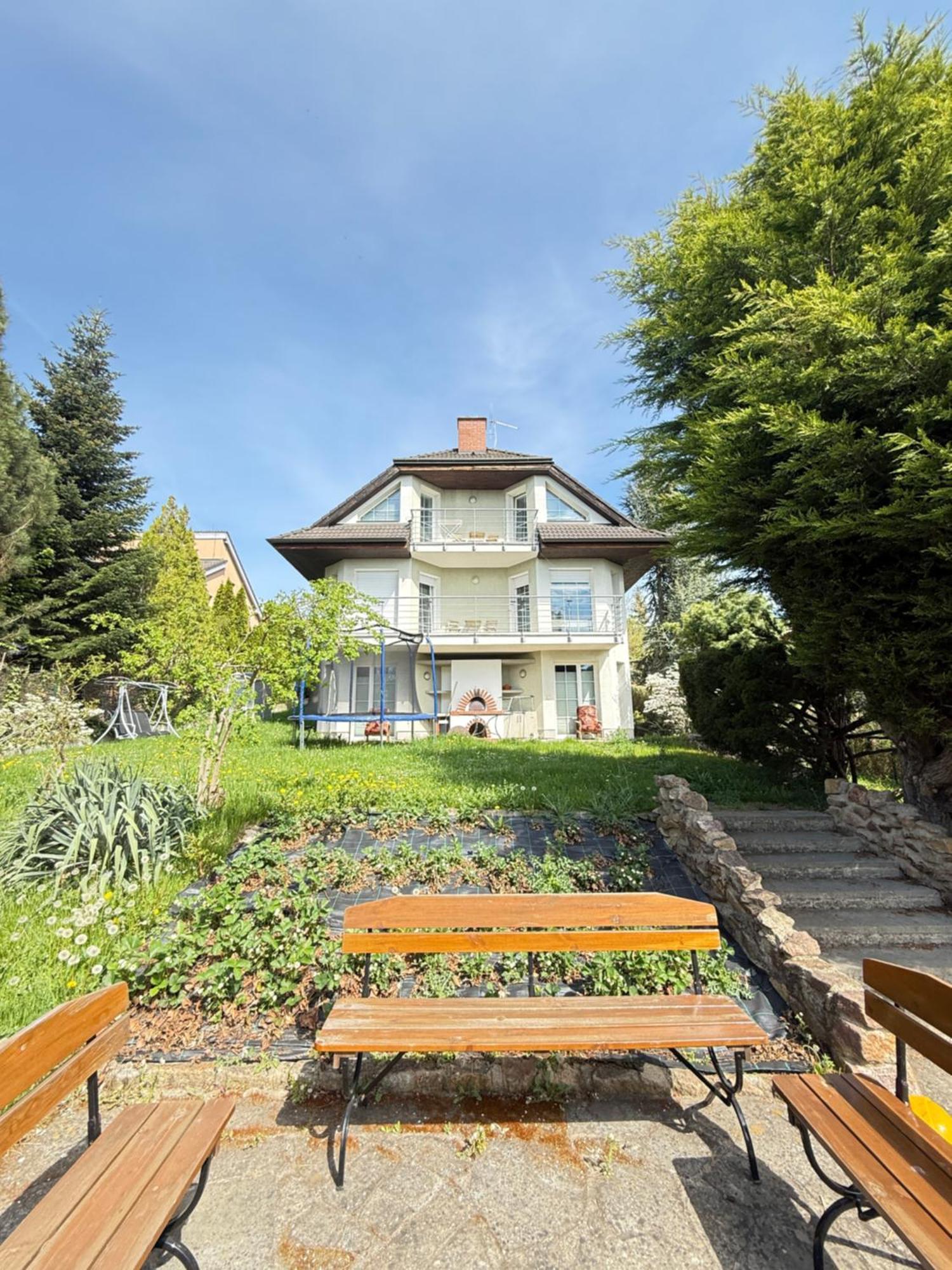 Diamondvilla, 4 Bedroom Apartment, Garden & Spa Praga Esterno foto